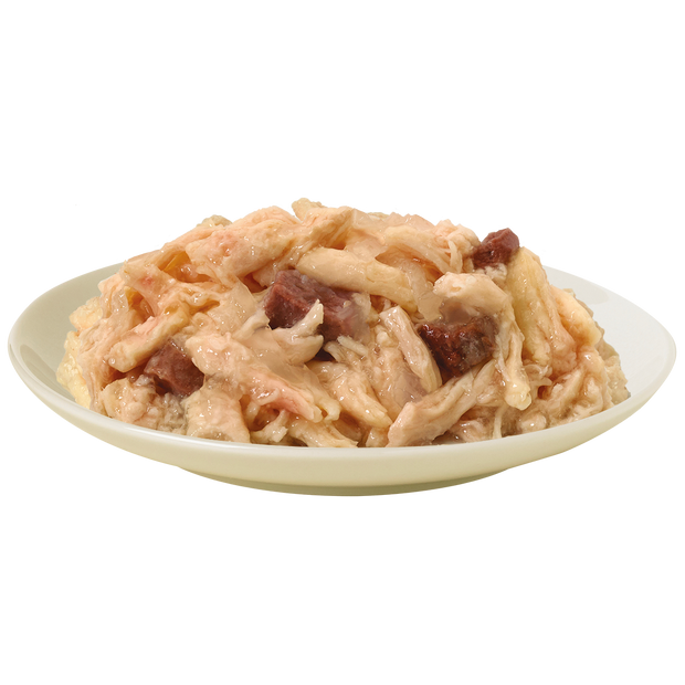 Plate of HiLife Perfection Chicken Breast with Beef in Jelly cat food showing natural flakes of delicious chicken and pieces of beef